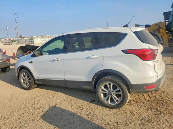 1FMCU0GD1KUA18220 2019 FORD ESCAPE - Image 2