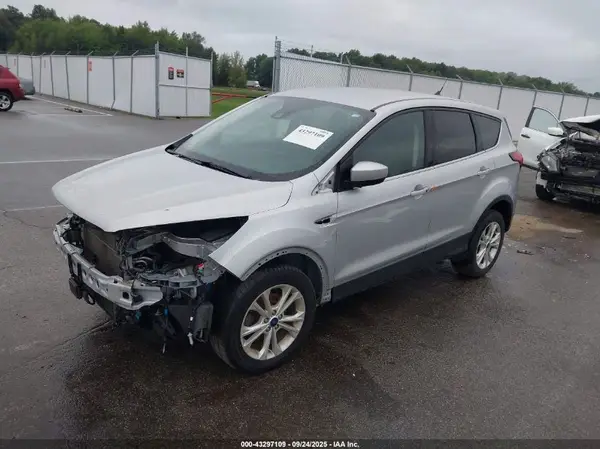 1FMCU0GD1KUA23868 2019 FORD ESCAPE - Image 2