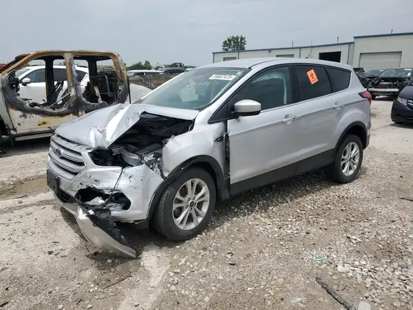1FMCU0GD1KUA34739 2019 FORD ESCAPE - Image 1