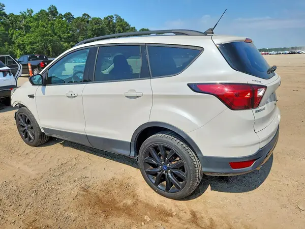 1FMCU0GD1KUA50200 2019 FORD ESCAPE - Image 2