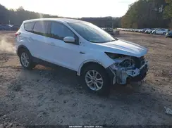 1FMCU0GD1KUA93662 2019 FORD ESCAPE