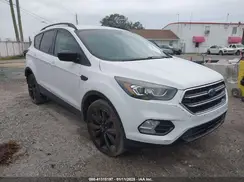 1FMCU0GD1KUB08824 2019 FORD ESCAPE
