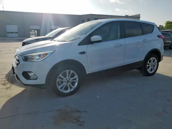 1FMCU0GD1KUB20018 2019 FORD ESCAPE - Image 1
