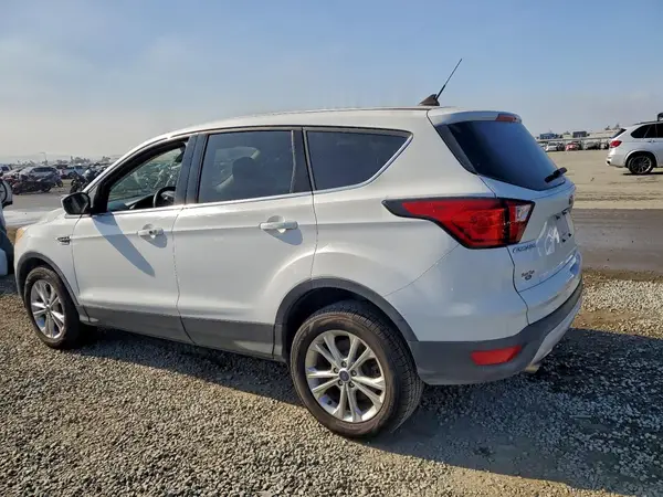 1FMCU0GD1KUB28488 2019 FORD ESCAPE - Image 2