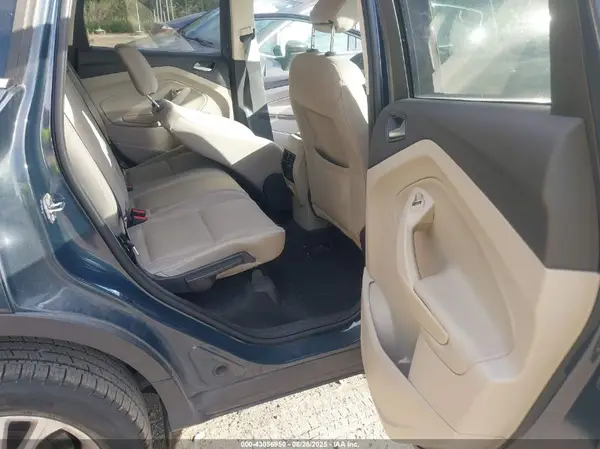 1FMCU0GD1KUB44612 2019 FORD ESCAPE - Image 8
