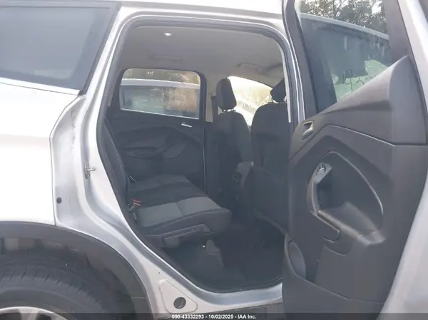 1FMCU0GD1KUB58557 2019 FORD ESCAPE - Image 8
