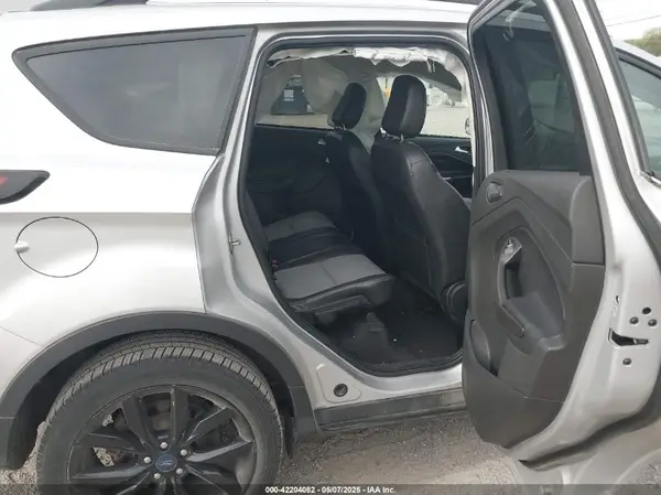 1FMCU0GD1KUB64049 2019 FORD ESCAPE - Image 8