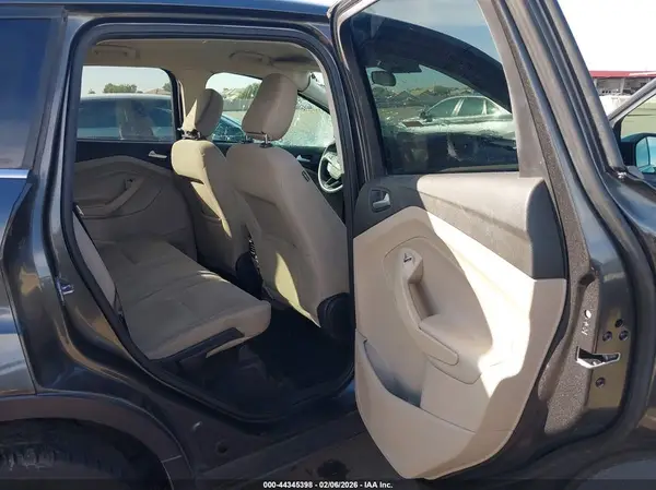 1FMCU0GD1KUC05084 2019 FORD ESCAPE - Image 8