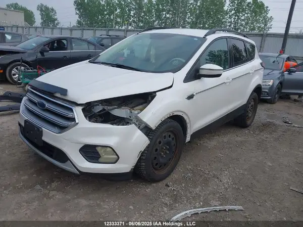 1FMCU0GD2HUA01757 2017 FORD ESCAPE - Image 2