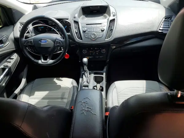 1FMCU0GD2HUA10121 2017 FORD ESCAPE - Image 8