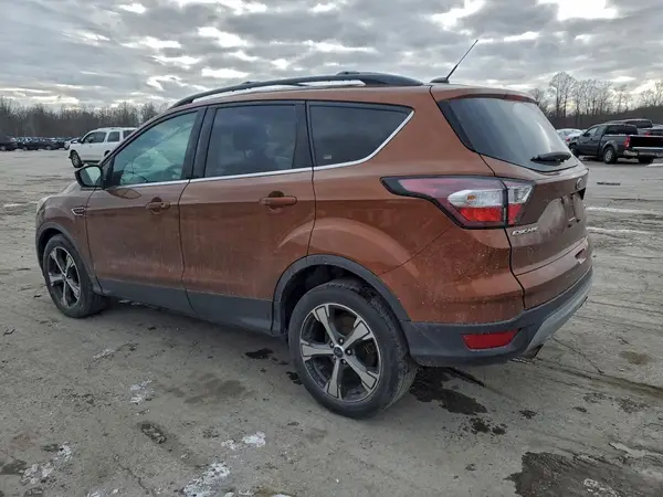 1FMCU0GD2HUA13164 2017 FORD ESCAPE - Image 2