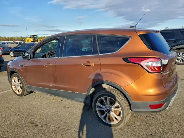 1FMCU0GD2HUA29476 2017 FORD ESCAPE - Image 2