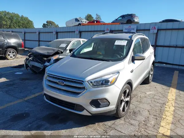 1FMCU0GD2HUA31891 2017 FORD ESCAPE - Image 2