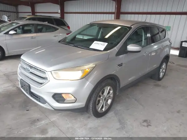 1FMCU0GD2HUA32622 2017 FORD ESCAPE - Image 2