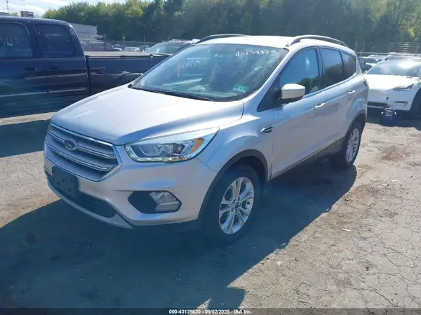 1FMCU0GD2HUA51834 2017 FORD ESCAPE - Image 2