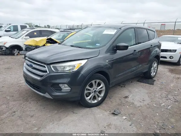 1FMCU0GD2HUA52739 2017 FORD ESCAPE - Image 2
