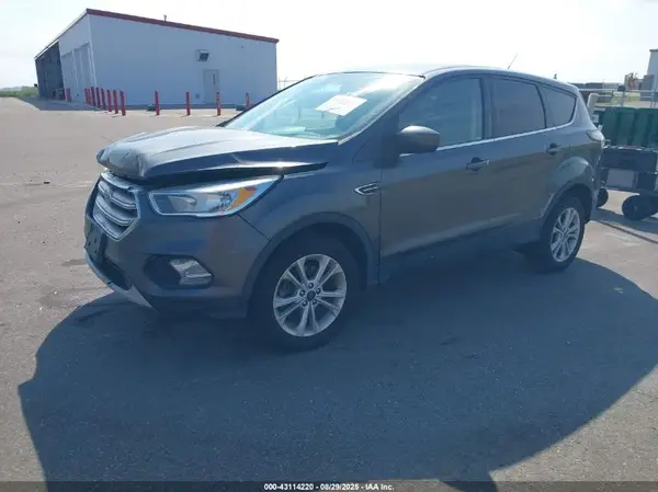 1FMCU0GD2HUA61781 2017 FORD ESCAPE - Image 2