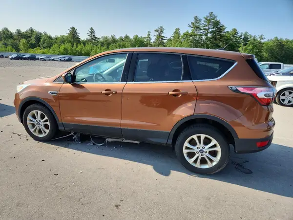1FMCU0GD2HUA62560 2017 FORD ESCAPE - Image 2