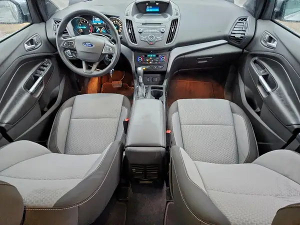 1FMCU0GD2HUA70142 2017 FORD ESCAPE - Image 8
