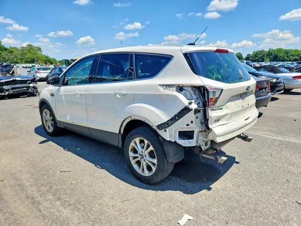 1FMCU0GD2HUA74238 2017 FORD ESCAPE - Image 2