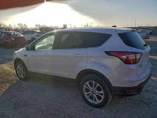 1FMCU0GD2HUA81366 2017 FORD ESCAPE - Image 2