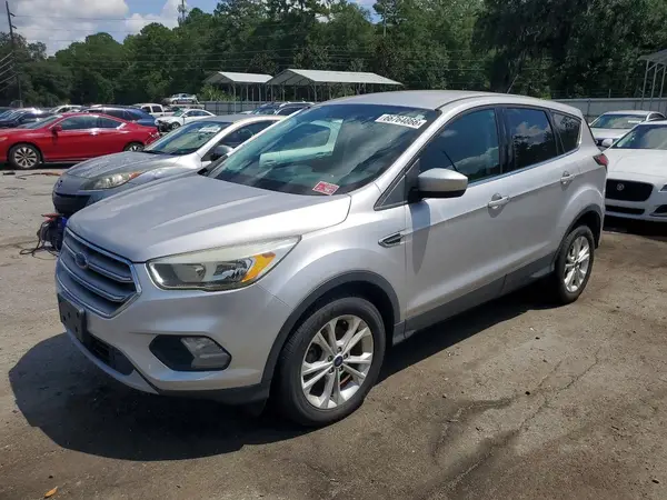 1FMCU0GD2HUA82646 2017 FORD ESCAPE - Image 1
