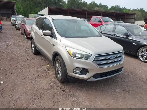 1FMCU0GD2HUA88527 2017 FORD ESCAPE - Image 1
