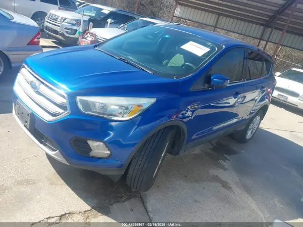 1FMCU0GD2HUB15192 2017 FORD ESCAPE - Image 2