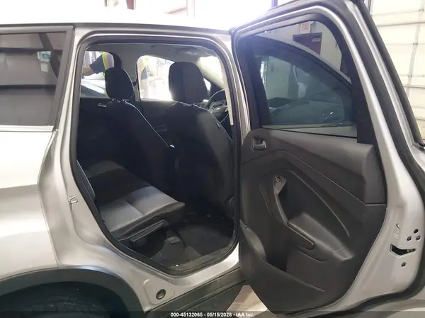1FMCU0GD2HUB28587 2017 FORD ESCAPE - Image 8
