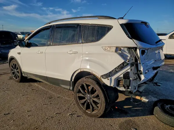 1FMCU0GD2HUB41825 2017 FORD ESCAPE - Image 2