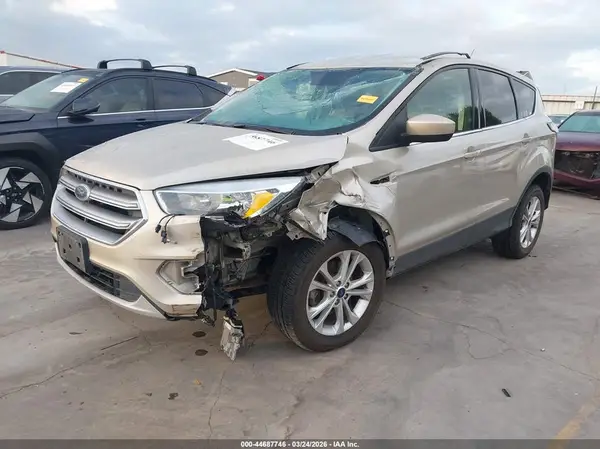 1FMCU0GD2HUB42358 2017 FORD ESCAPE - Image 2