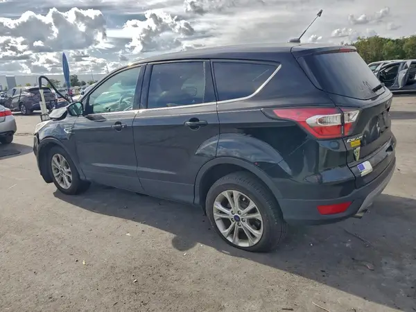1FMCU0GD2HUB49343 2017 FORD ESCAPE - Image 2