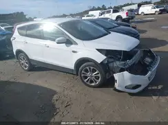 1FMCU0GD2HUB49469 2017 FORD ESCAPE