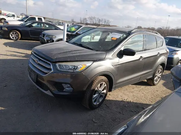 1FMCU0GD2HUB98705 2017 FORD ESCAPE - Image 2
