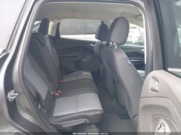 1FMCU0GD2HUC02137 2017 FORD ESCAPE - Image 8