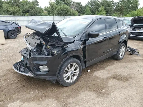 1FMCU0GD2HUC22906 2017 FORD ESCAPE - Image 1