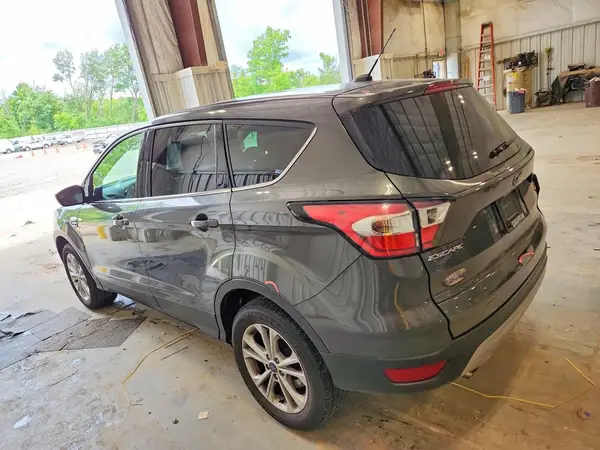 1FMCU0GD2HUC23599 2017 FORD ESCAPE - Image 2