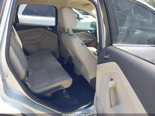 1FMCU0GD2HUC37339 2017 FORD ESCAPE - Image 8