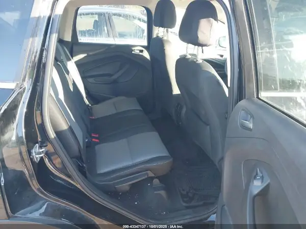 1FMCU0GD2HUC47921 2017 FORD ESCAPE - Image 8