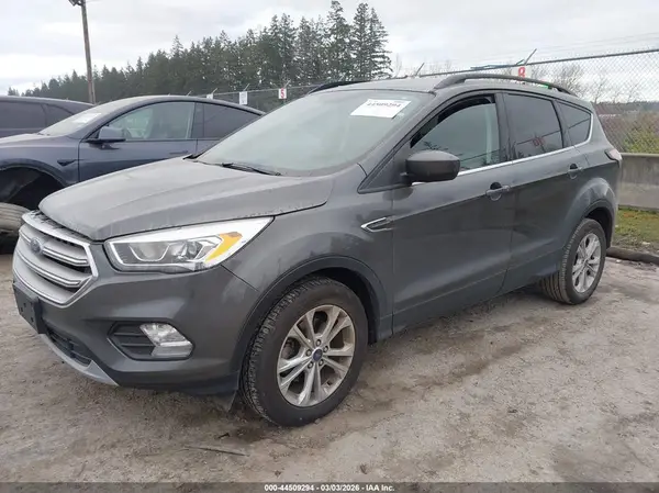 1FMCU0GD2HUC49586 2017 FORD ESCAPE - Image 2