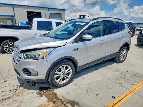 1FMCU0GD2HUC63598 2017 FORD ESCAPE - Image 1