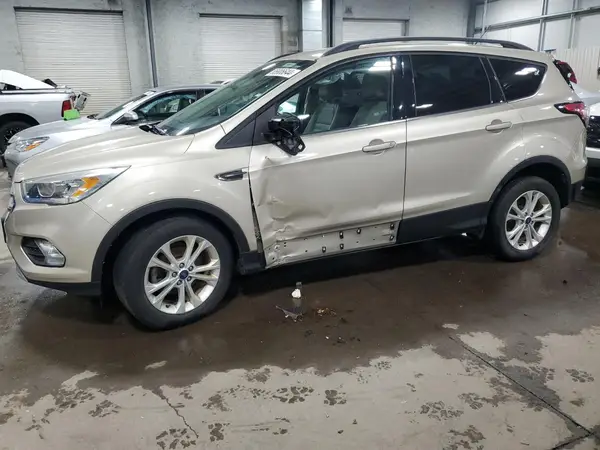 1FMCU0GD2HUC64153 2017 FORD ESCAPE - Image 1