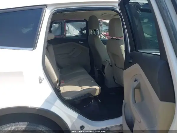 1FMCU0GD2HUC66419 2017 FORD ESCAPE - Image 8