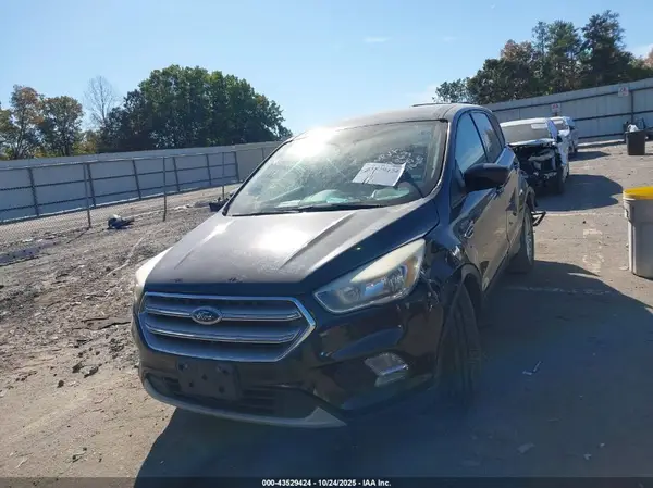 1FMCU0GD2HUC67263 2017 FORD ESCAPE - Image 2