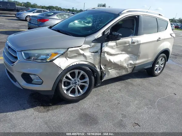 1FMCU0GD2HUC72950 2017 FORD ESCAPE - Image 2