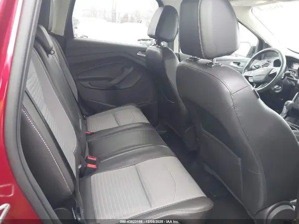 1FMCU0GD2HUC76013 2017 FORD ESCAPE - Image 8