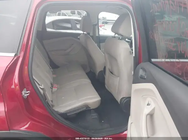 1FMCU0GD2HUC77372 2017 FORD ESCAPE - Image 8