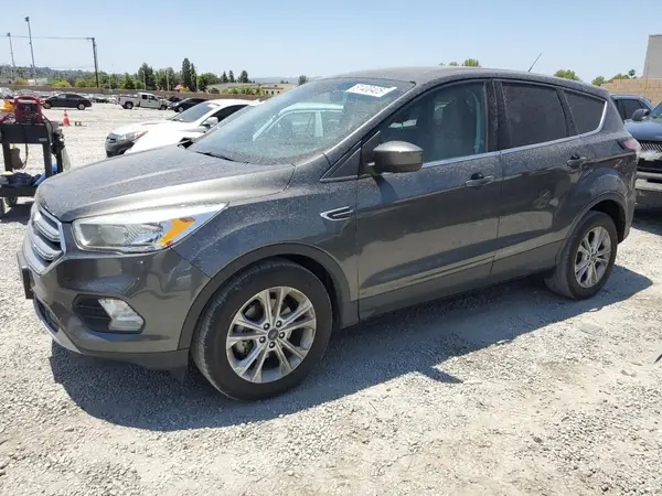 1FMCU0GD2HUC80336 2017 FORD ESCAPE - Image 1