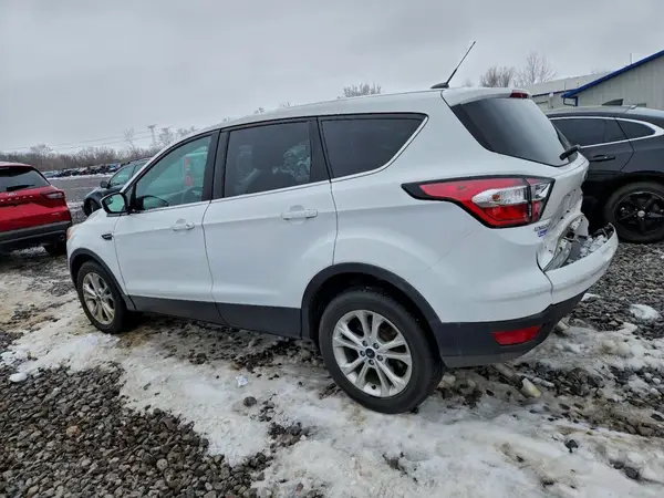 1FMCU0GD2HUD06109 2017 FORD ESCAPE - Image 2