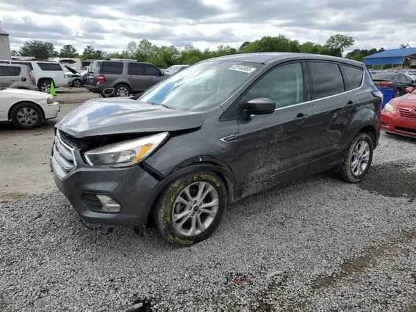 1FMCU0GD2HUD15800 2017 FORD ESCAPE - Image 1